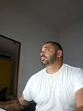 DRLLUIS@xh's cam snapshot