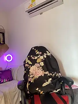 SaharQamar live sex cam