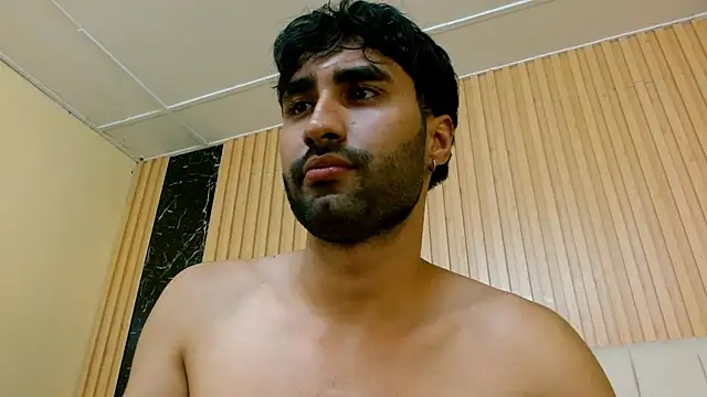 MilanZaire live sex cam