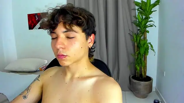 Joe23__'s cam snapshot