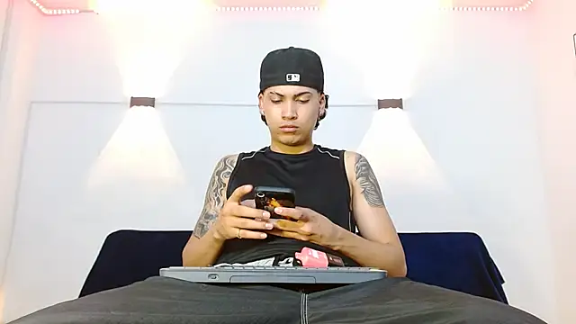 Br4ndxpimm live sex cam