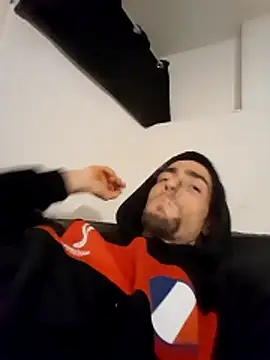 Kinshasa95's cam snapshot