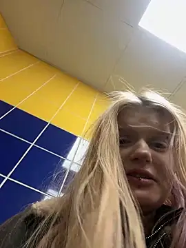 ann_ewu's cam snapshot