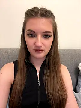 AdelinaEmber's cam snapshot