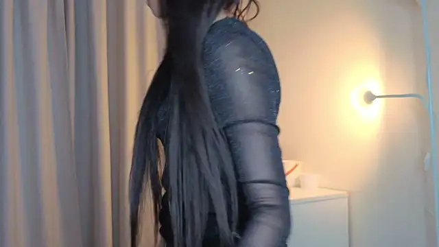 slyshypie's cam snapshot