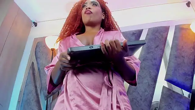 CandyMartinez_'s cam snapshot