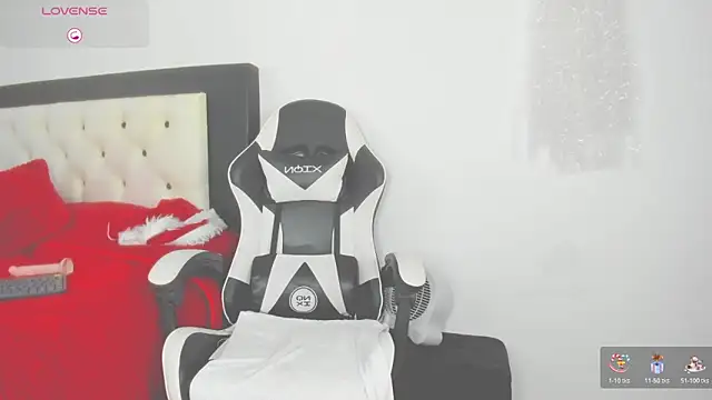 CarolinneFiotti's cam snapshot