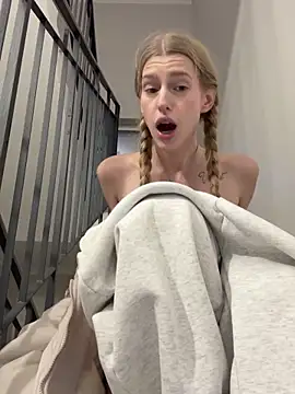 kira_mia's cam snapshot