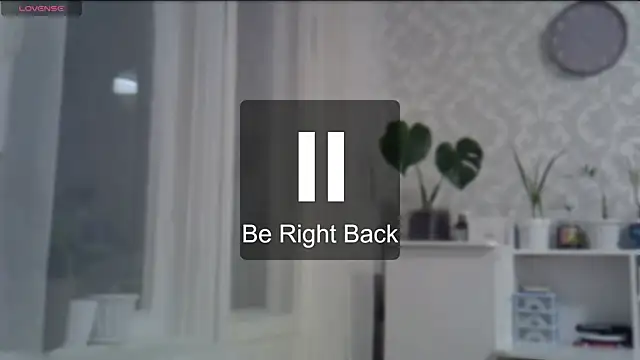 Vernita_reflex001's cam snapshot