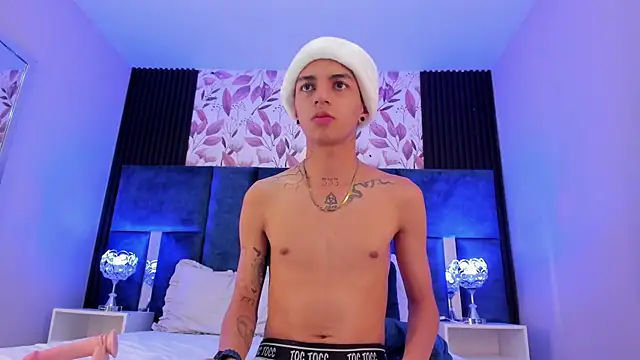 NickandAbby_'s cam snapshot