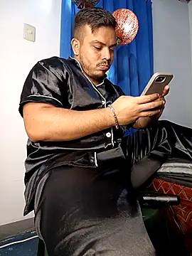 Naughty_Charly's cam snapshot