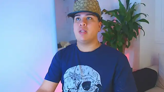 Naim_Bennetsex's cam snapshot