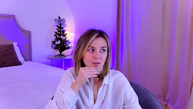 EmeraldGlow's cam snapshot