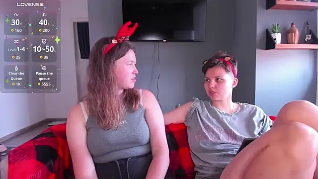 Tenderly_Couple live sex cam