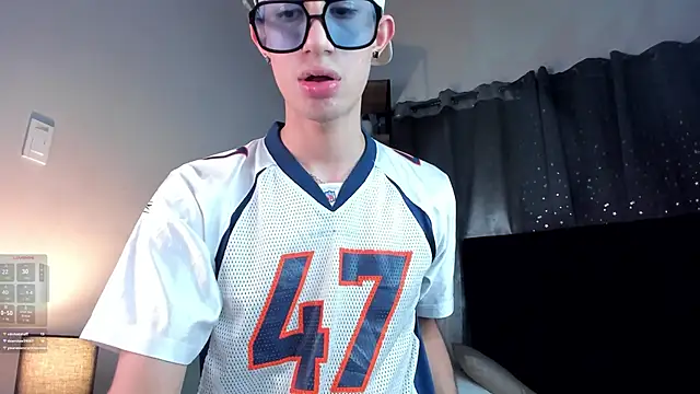 NovaaWheler live sex cam