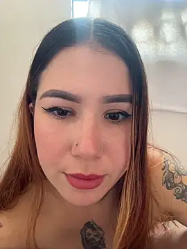 Annyhathatway's cam snapshot