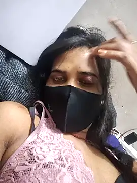 cute_radhikaa's cam snapshot