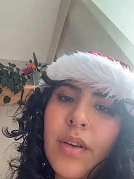 SugarTroubl33 live sex cam