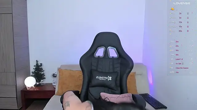 Lizzie_corner_v live sex cam