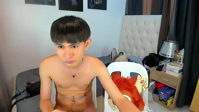 XloverXsiantwink live sex cam