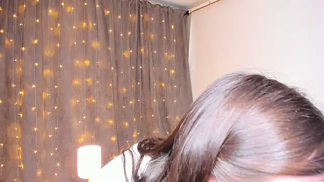 YvonneRobes's cam snapshot