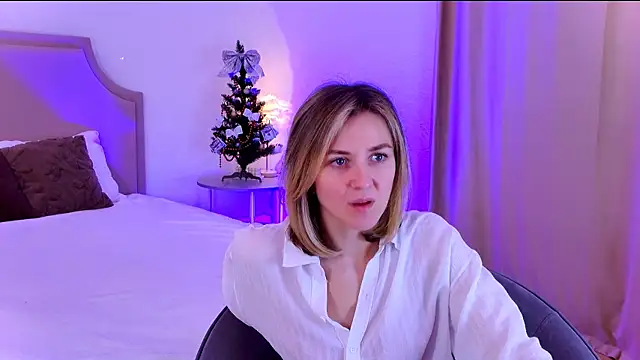 EmeraldGlow's cam snapshot