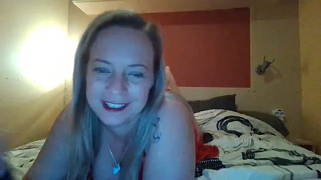 Miss-Chupagirly's cam snapshot