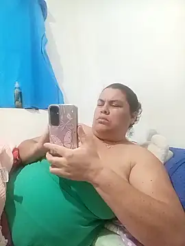 yaneth_'s cam snapshot