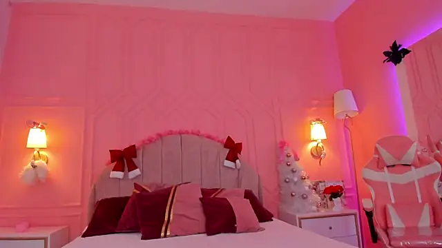 EmilyCollinss1's cam snapshot