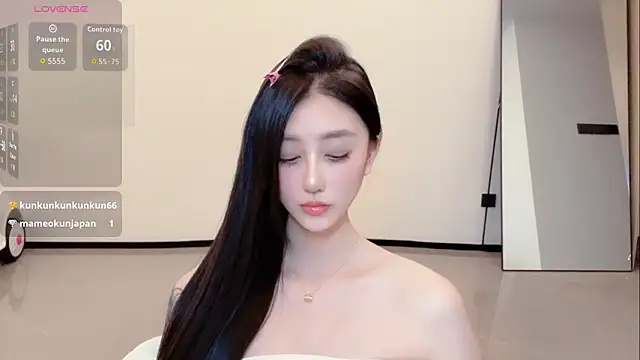 Melody-11's cam snapshot