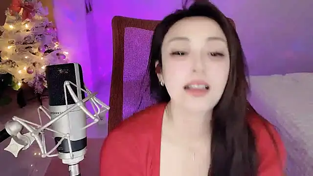 Daisy-77 live sex cam