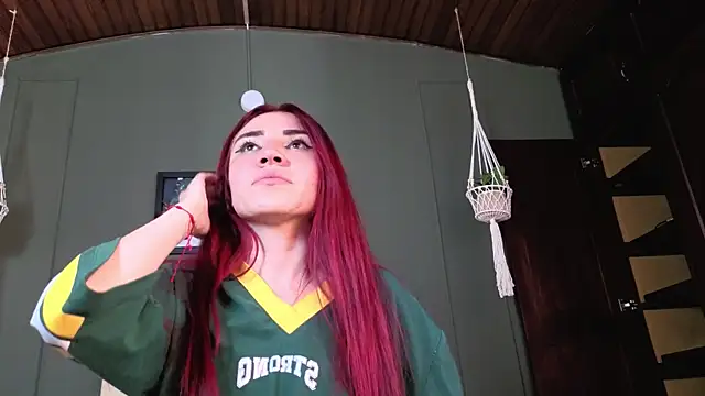 LILA_ELLIOT live sex cam