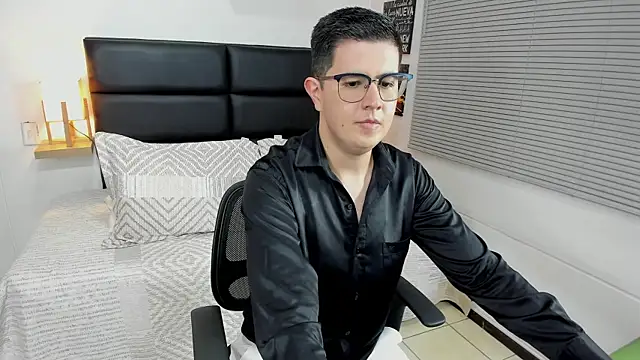 dylan_santiago_ live sex cam