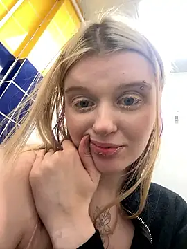 ann_ewu's cam snapshot