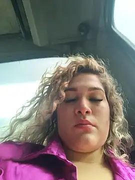 Sara_smiiith211 live sex cam