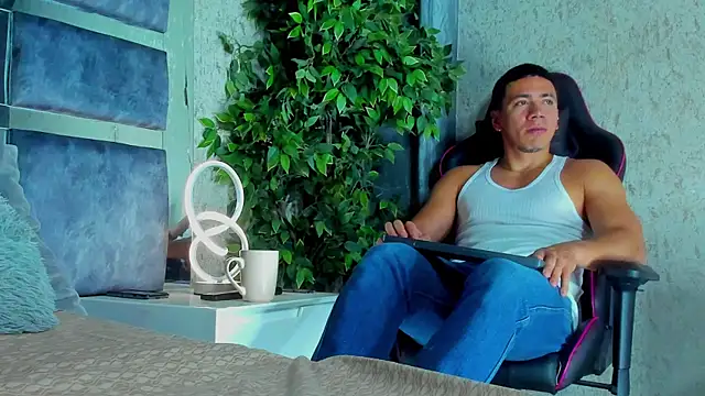 marc_ginale live sex cam