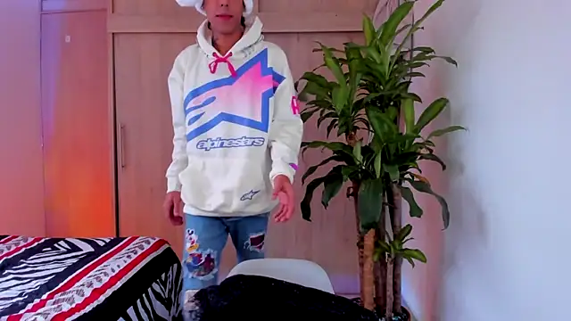 Damianwhite live sex cam