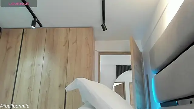 belllbonniie live sex cam