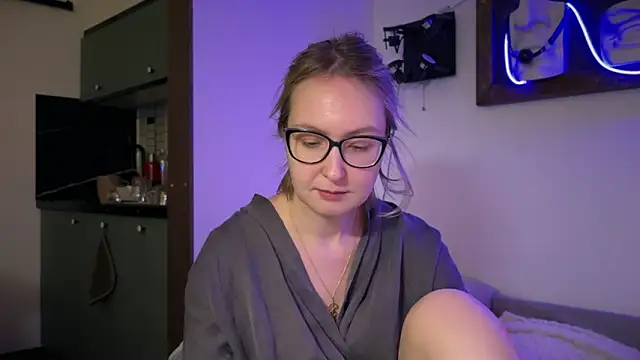 Kira_Elve's cam snapshot