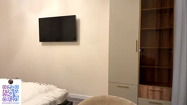 MinervaShetrawski live sex cam