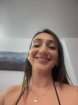 Ninabigtitied's cam snapshot