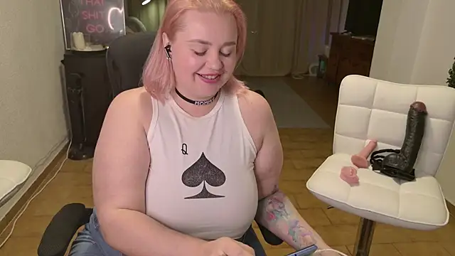 MargotGrey's cam snapshot