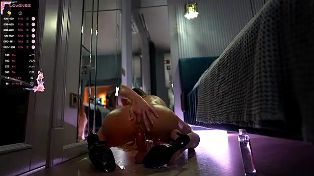 Goodgirlgonabad's cam snapshot