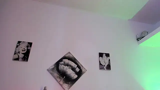 Megan-red-flame live sex cam