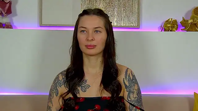 AlexandraBloom's cam snapshot