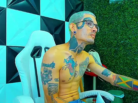 Boy_tatto77's cam snapshot