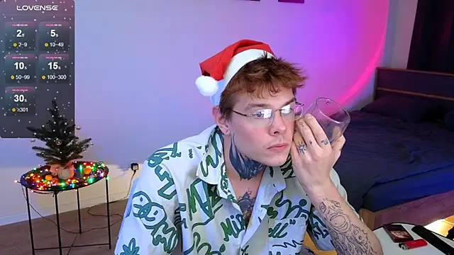 DENIS_HERE's cam snapshot