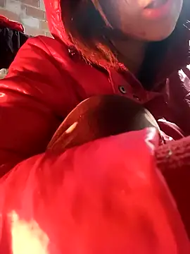 Sellena2's cam snapshot