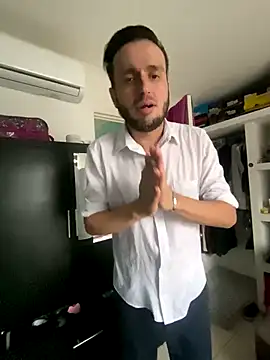 Alexitho25's cam snapshot