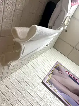 Emma_sexy98's cam snapshot